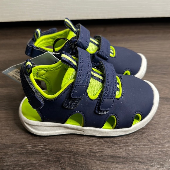 NWT Cat and Jack sandals - Picture 1 of 5